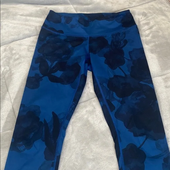 Like new - Picture 2 of 3